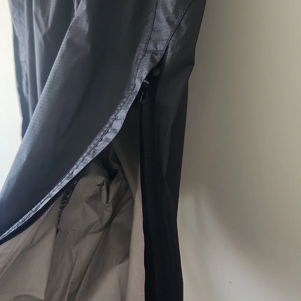 MEC Black Splash Windbeaker Pants Zipper Side Unisex Sz Men's Medium - Picture 3 of 13